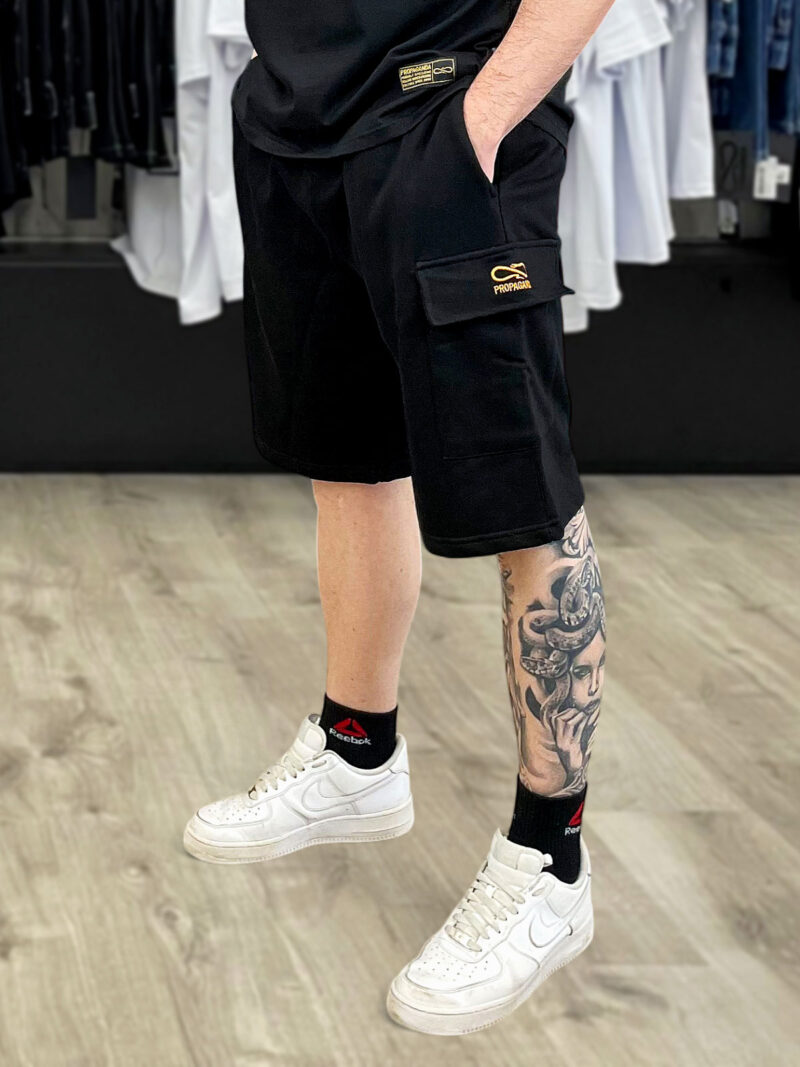 Short cargo 